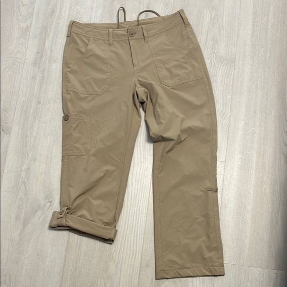 🔥BUNDLESALE Womens 10 The North Face Tan Straight Leg Capris Pants hiking - Picture 9 of 9